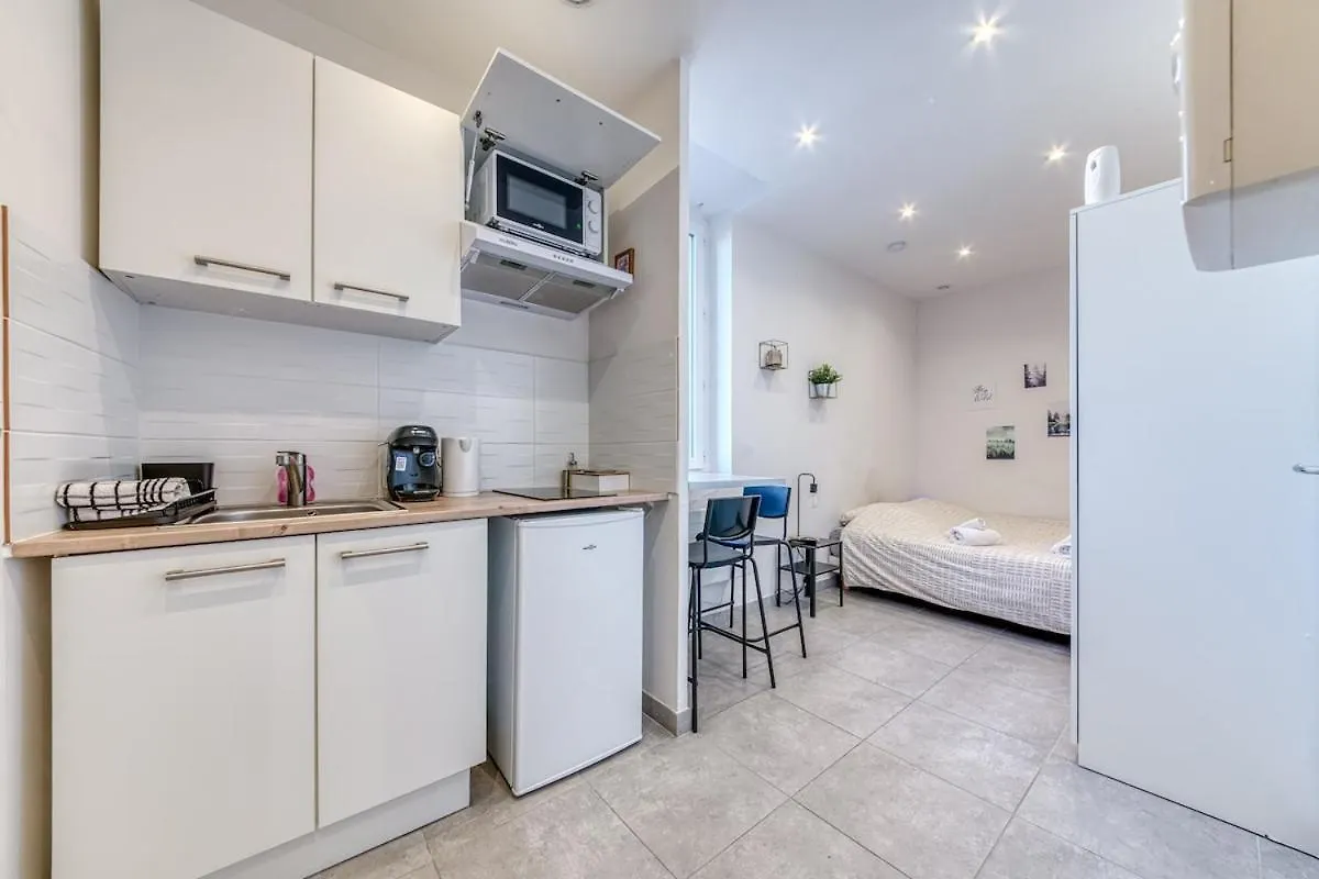 Studio Le Saphir Neuf & Cosy - Gare Parilly Venissieux France